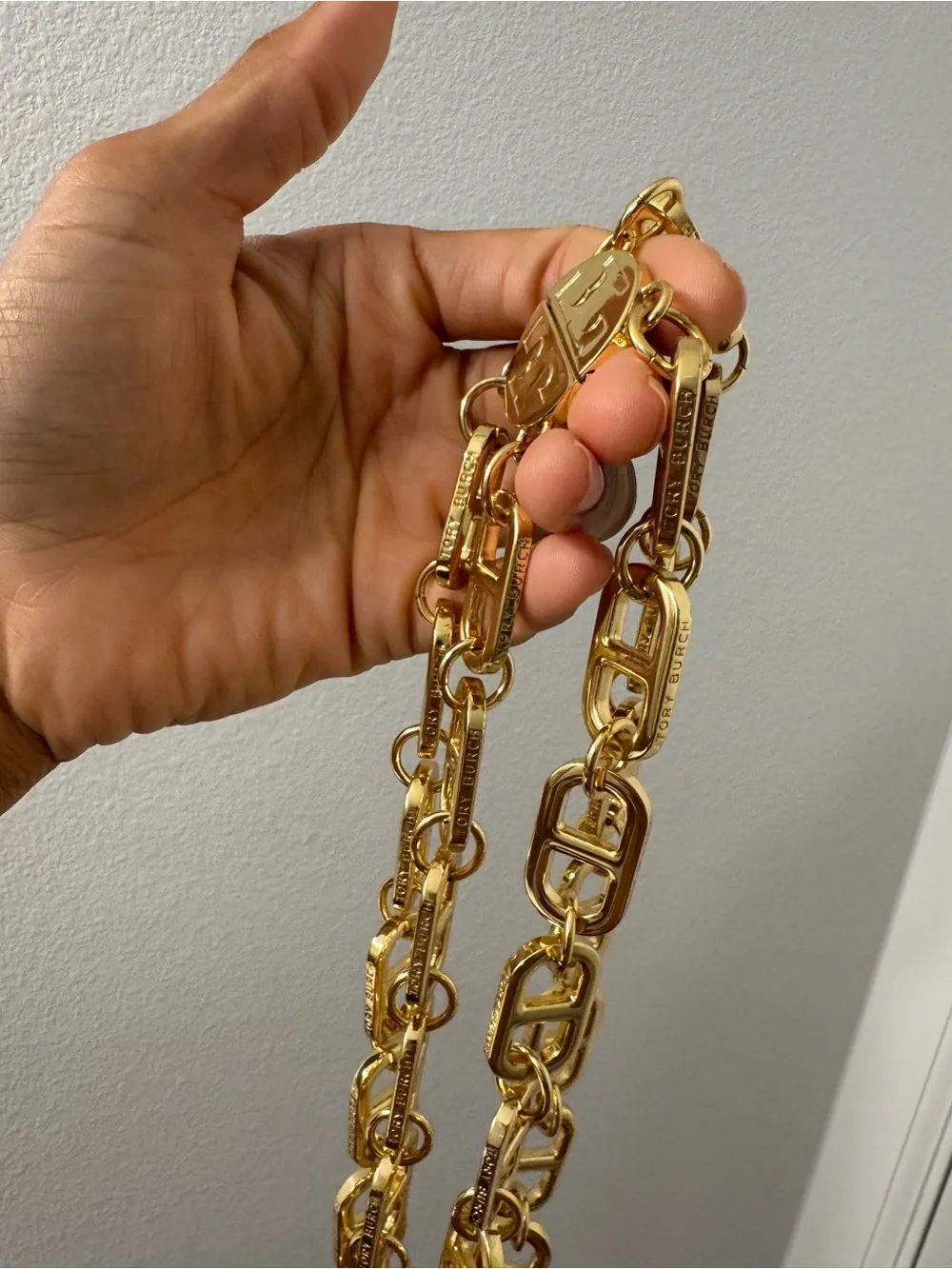 Tory Burch Large Chunky Gold Link Chain Necklace - Polished Statement Jewelry
